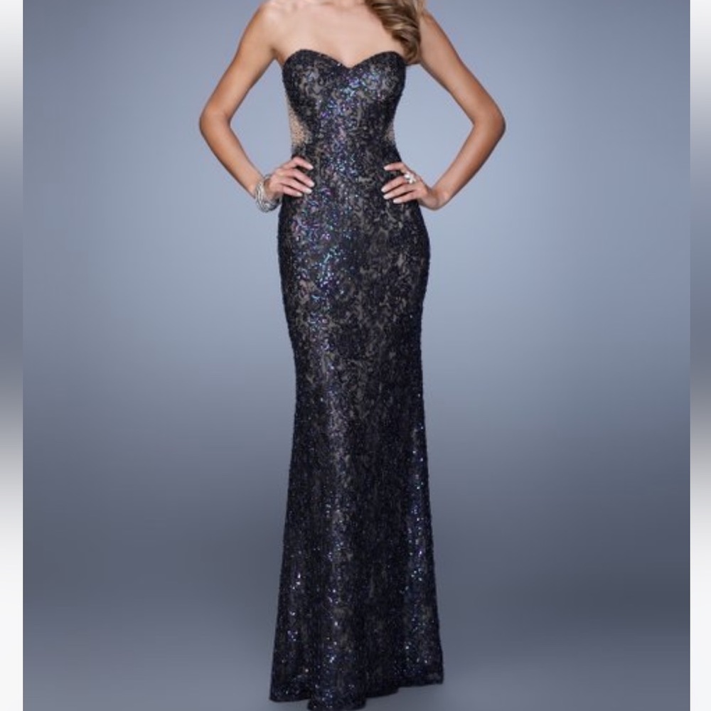 Brand new Black Beaded Strapless formal 
Sweetheart Gown - Women size 4
La Femme